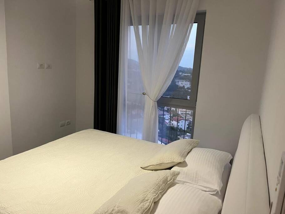 Royal Hill Apartments 2 By Ps Durrës Exteriér fotografie